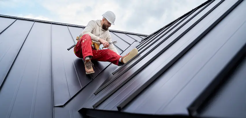 Professional Roof Valley Installation Services in Vernon Hills, IL